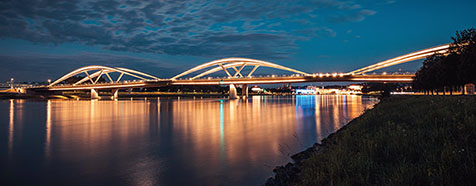 Linz - Neue Eisenbahnbrücke