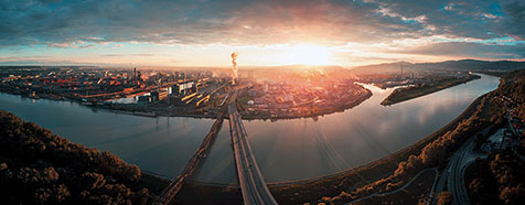 Linz - Industrie bei Sonnenuntergang