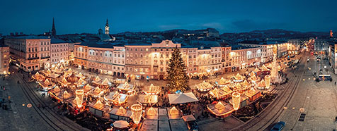 Linz - Christkindlmarkt am Hauptplatz